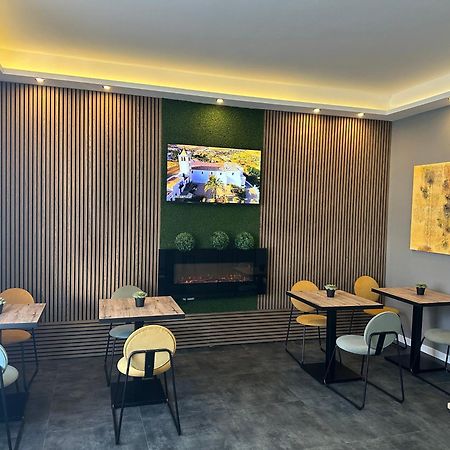 B&B Cvjetni Zagreb Bagian luar foto